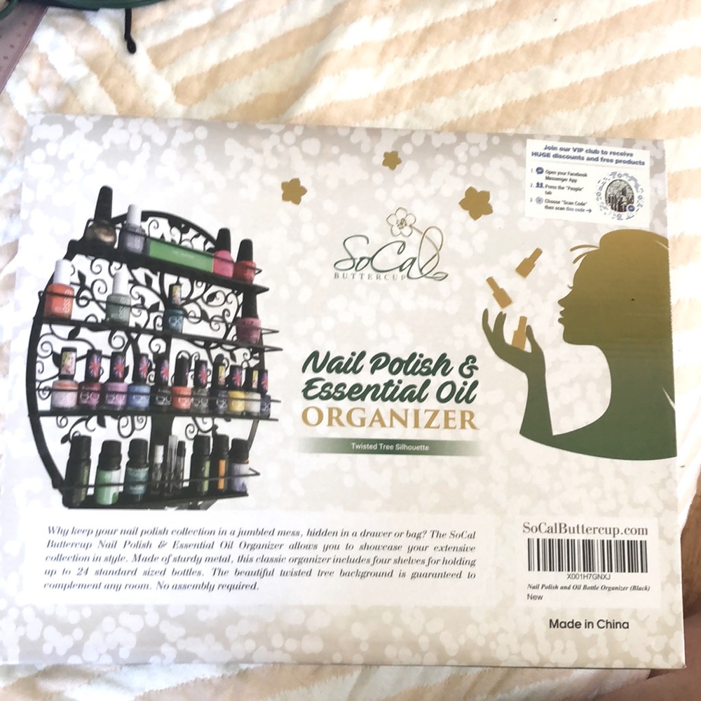 SoCal Buttercup Nail Polish & Essential Oil Organizer